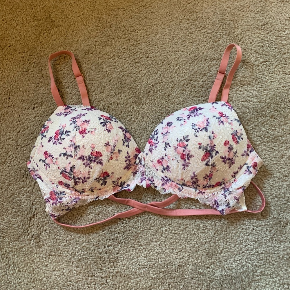 VS PINK strappy floral 36C bra